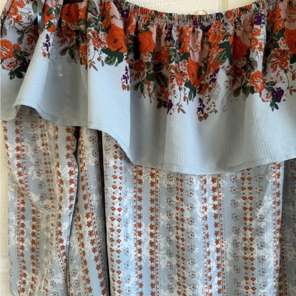 Entro Size Small Off The Shoulder Floral Patterned Dress - Picture 2 of 4